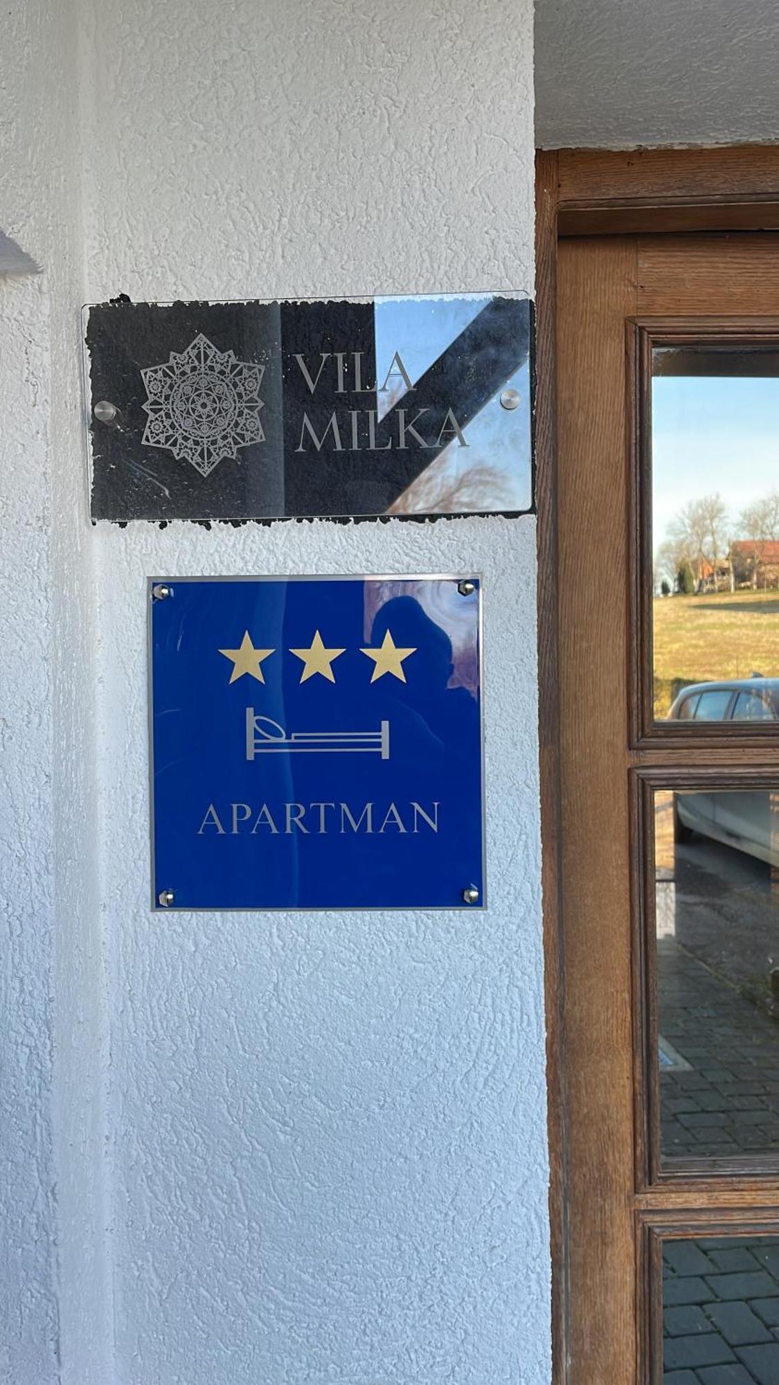 Vila Milka - Balkon - Besplatan Parking - Samostalna Prijava Karlovac Zewnętrze zdjęcie